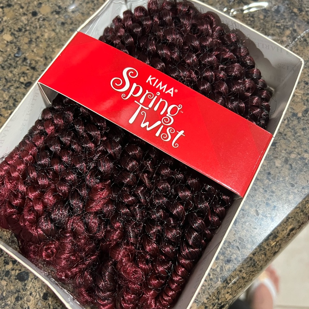 Spring twist Hair - Picture 5 of 6